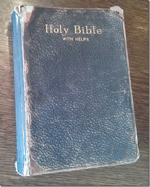 Peggys Bible before